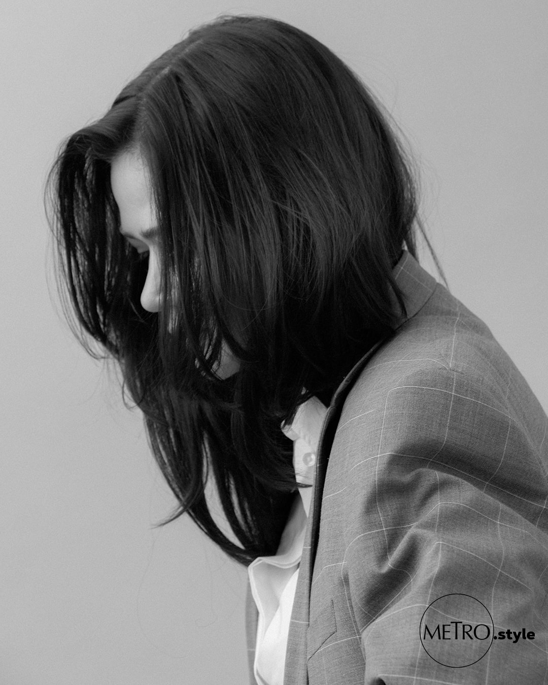 bela padilla on the cover of metro style 0